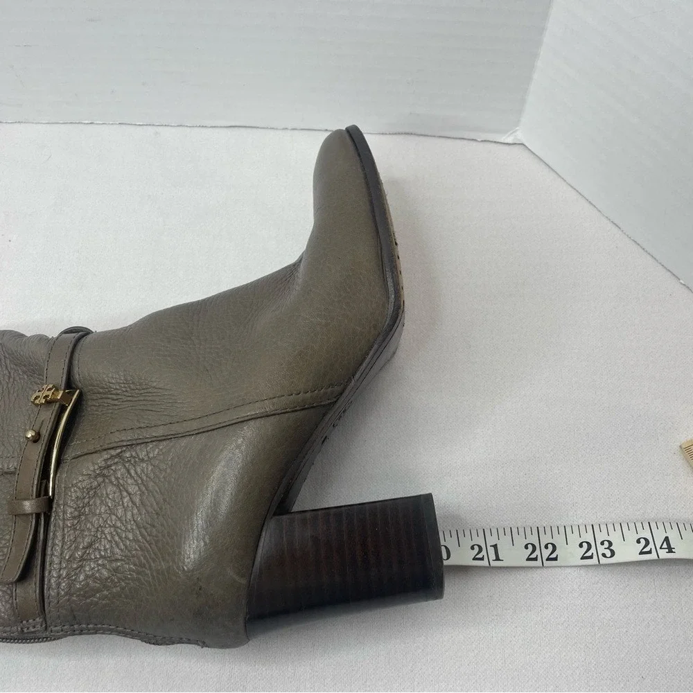 Pre-Loved Taupe Leather Riding Boots Block Heel Back Zip Tall Heritage Style 8.5